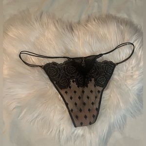 Rare 2008 VS Very Sexy V-String Thong y2K Vintage